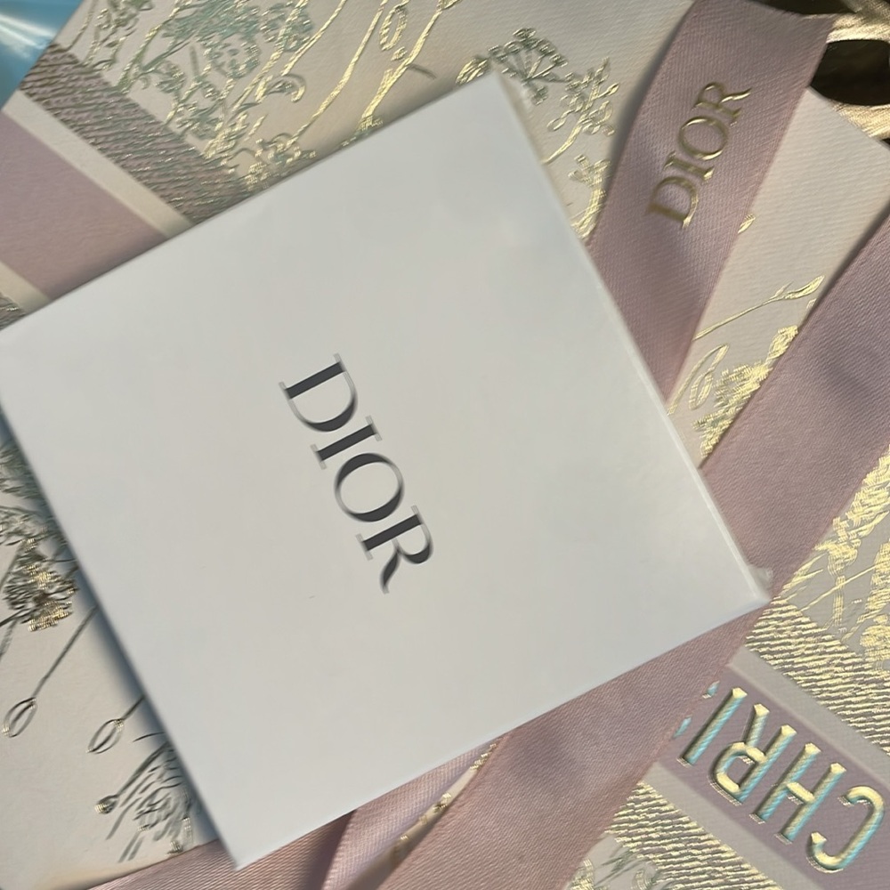 Dior - Picture 8 of 9